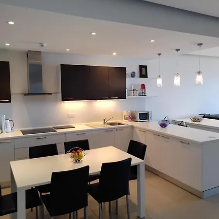 Gozo Sunset Vista Luxury C7 Apartment *